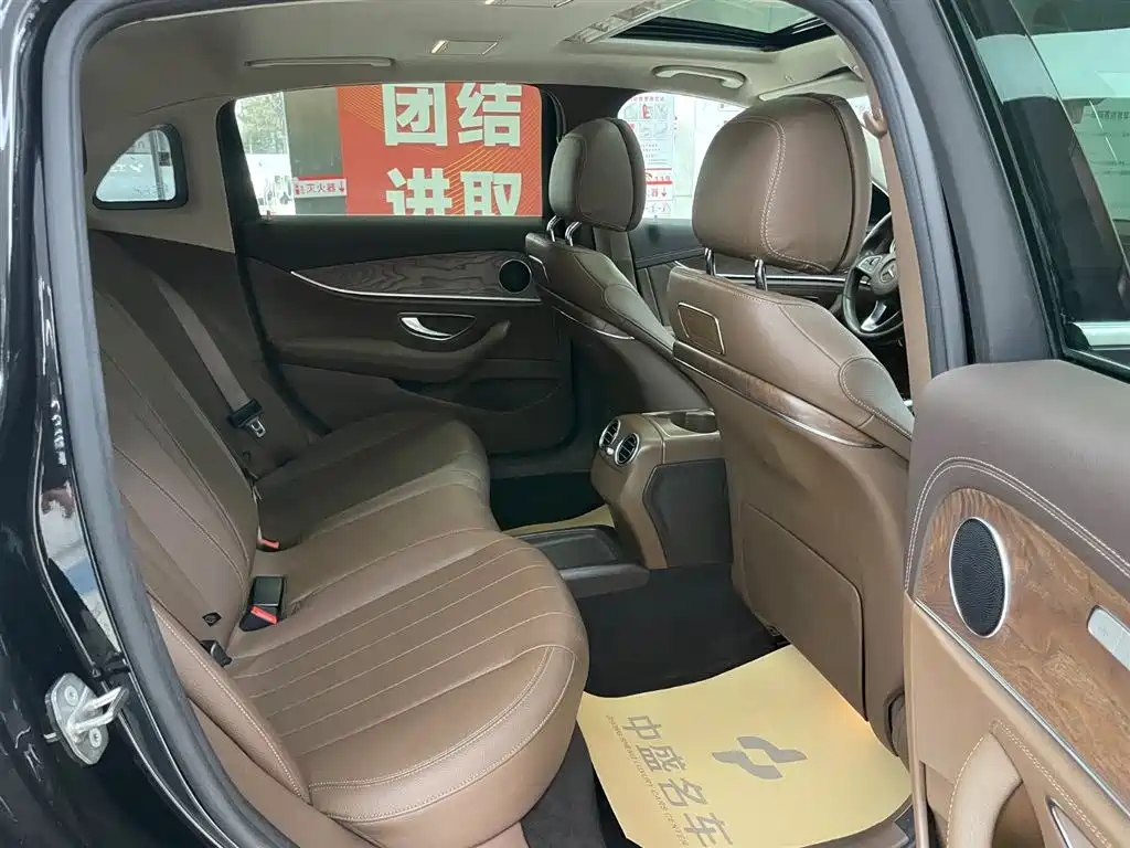 Mercedes-Benz Mercedes-Benz E-Class 2016 E 200 L 2016 - thumbnail 17