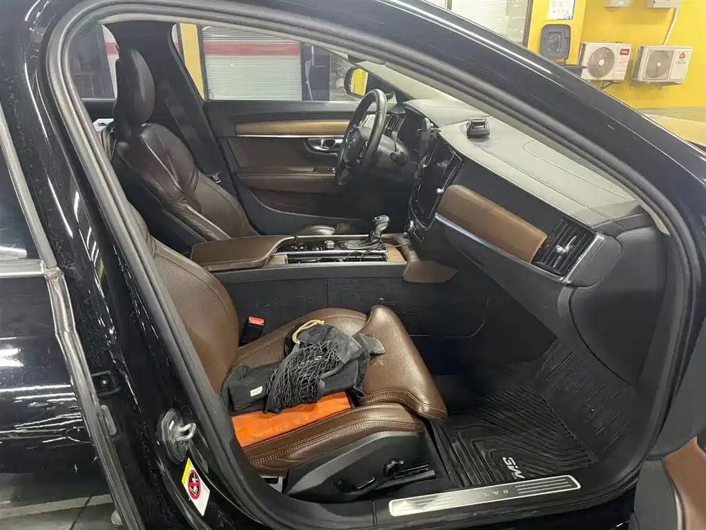 Volvo Volvo S90 2018 T5 Inscription 2018 - thumbnail 6