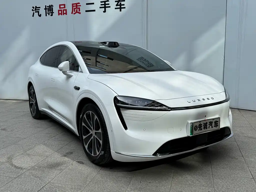 Zhijie Aito R7 2024 Pure Electric 667km Max 2025 - thumbnail 3