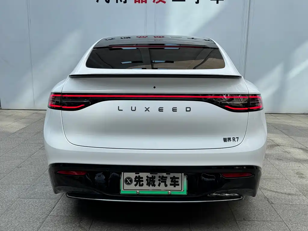 Zhijie Aito R7 2024 Pure Electric 667km Max 2025 - thumbnail 6