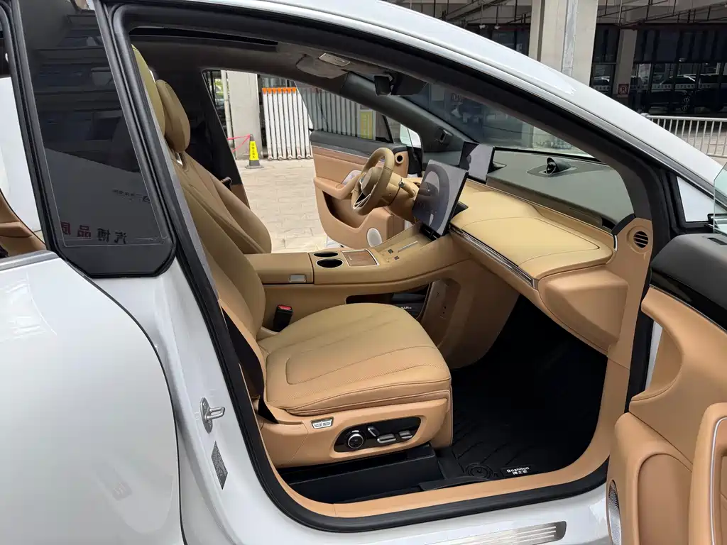 Zhijie Aito R7 2024 Pure Electric 667km Max 2025 - thumbnail 10