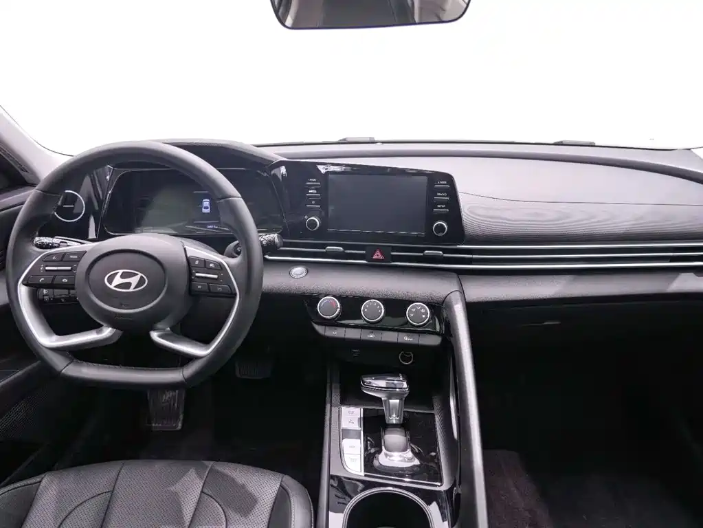 Hyundai Hyundai Elantra 2023 1.5L CVT GLX Elite Edition 2024 - thumbnail 12