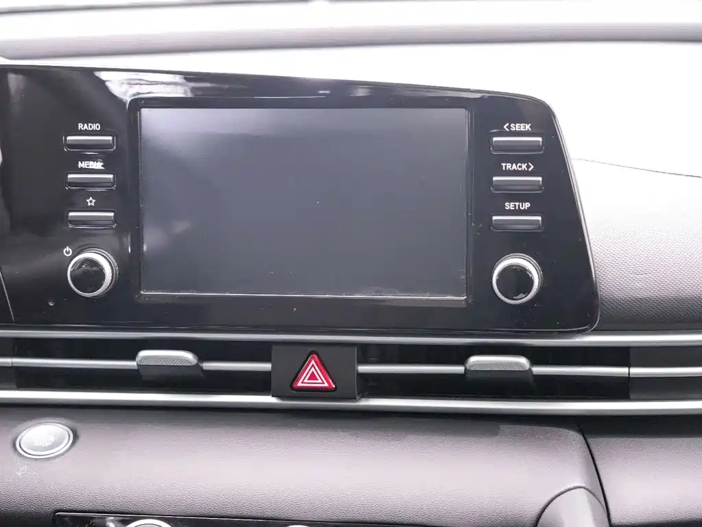 Hyundai Hyundai Elantra 2023 1.5L CVT GLX Elite Edition 2024 - thumbnail 16