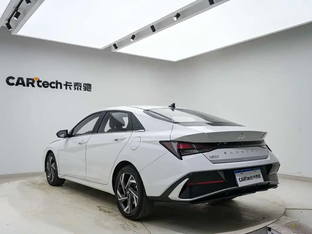 Hyundai Hyundai Elantra 2023 1.5L CVT GLX Elite Edition 2024 - thumbnail 17