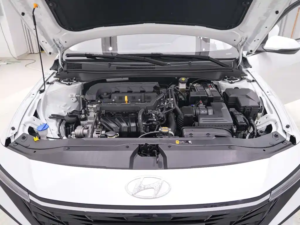 Hyundai Hyundai Elantra 2023 1.5L CVT GLX Elite Edition 2024 - thumbnail 19