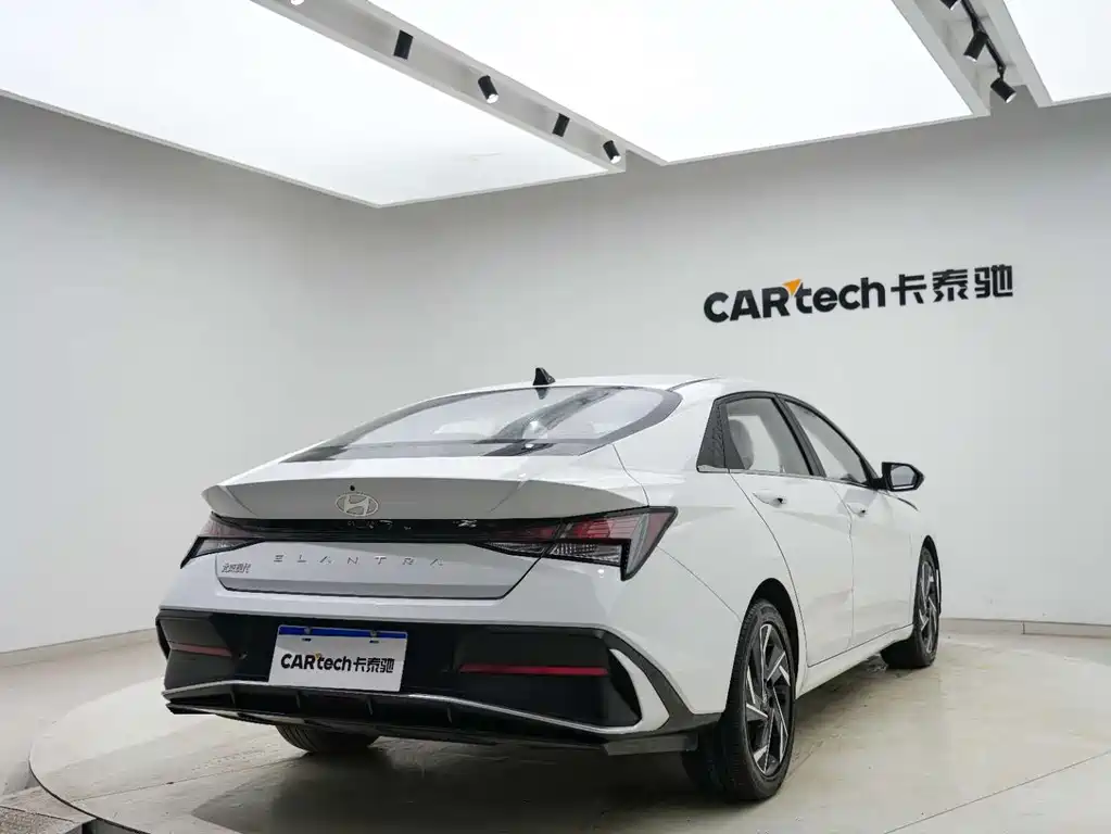 Hyundai Hyundai Elantra 2023 1.5L CVT GLX Elite Edition 2024 - thumbnail 20