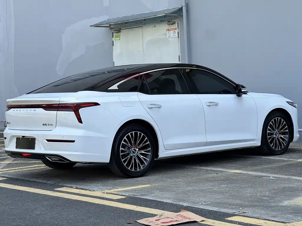 Bestune Bestune B70 2023 Model 3rd Generation 1.5T Automatic Comfort Edition 2023 - thumbnail 7