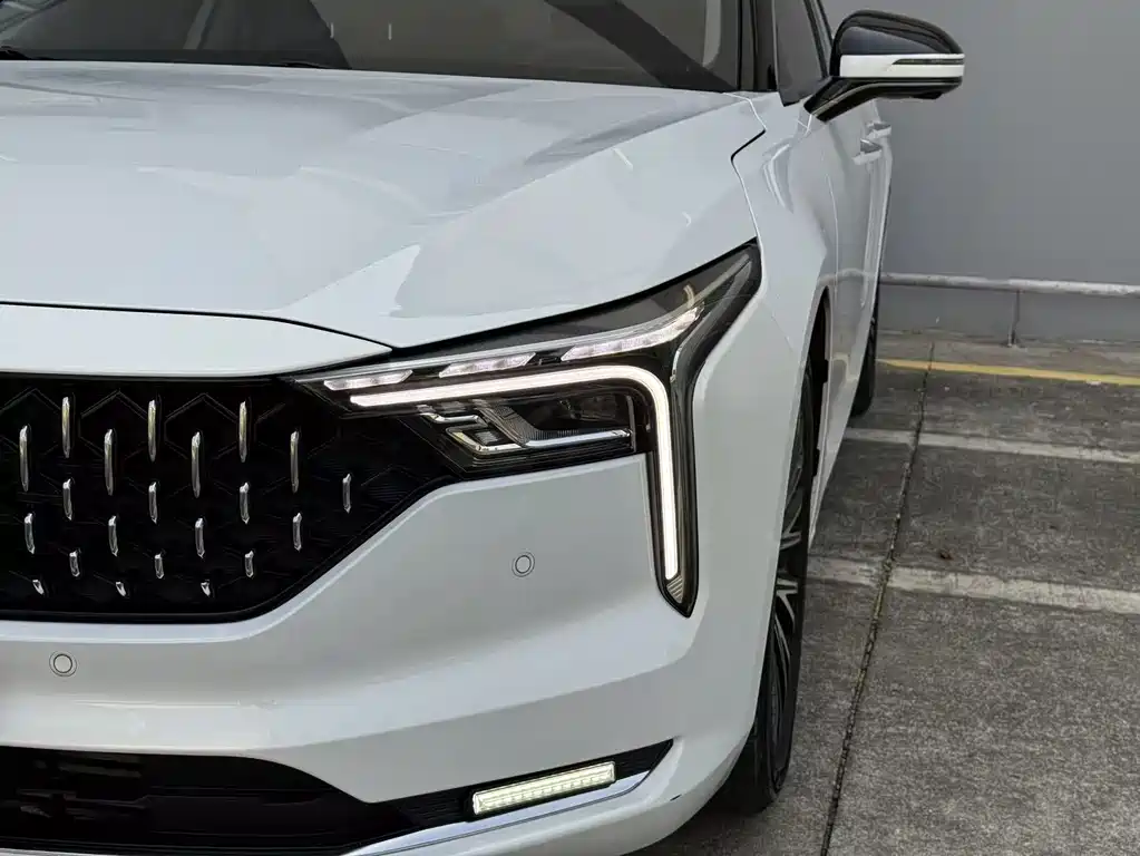 Bestune Bestune B70 2023 Model 3rd Generation 1.5T Automatic Comfort Edition 2023 - thumbnail 10