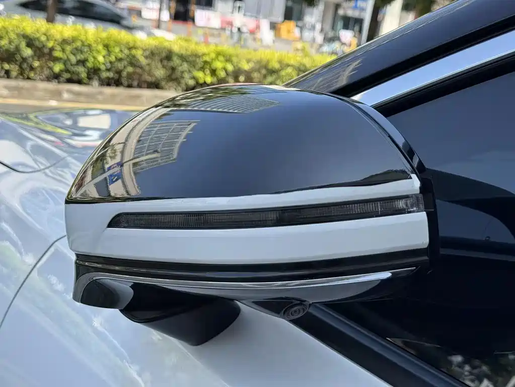 Bestune Bestune B70 2023 Model 3rd Generation 1.5T Automatic Comfort Edition 2023 - thumbnail 13