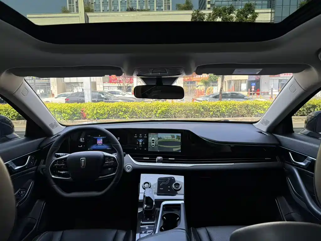 Bestune Bestune B70 2023 Model 3rd Generation 1.5T Automatic Comfort Edition 2023 - thumbnail 16