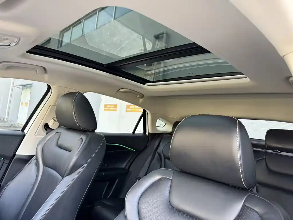 Bestune Bestune B70 2023 Model 3rd Generation 1.5T Automatic Comfort Edition 2023 - thumbnail 29