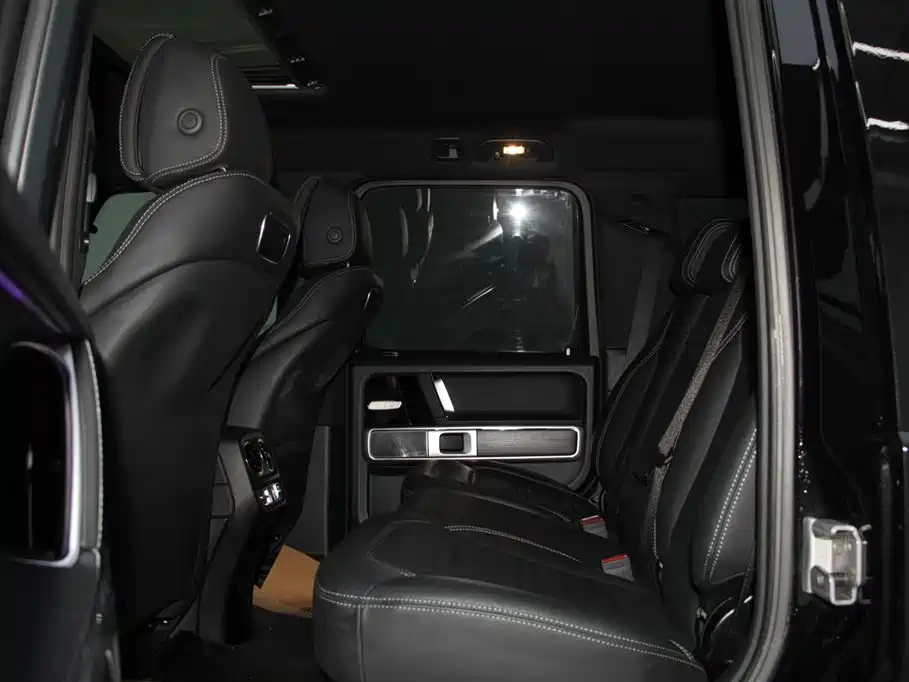 Mercedes-Benz Mercedes-Benz G-Class 2024 G 350 2024 - thumbnail 12
