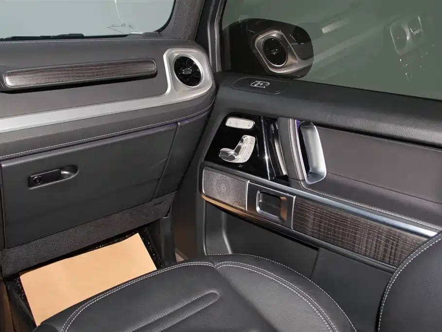 Mercedes-Benz Mercedes-Benz G-Class 2024 G 350 2024 - thumbnail 16