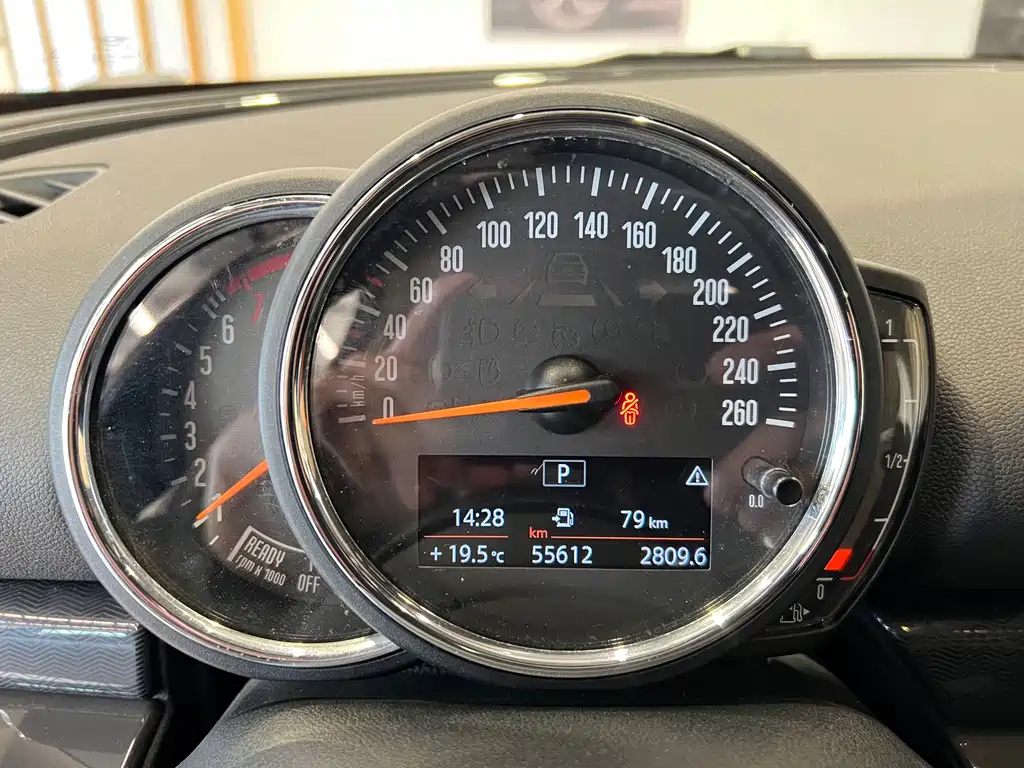 MINI MINI CLUBMAN 2016 Facelift 1.5T COOPER Connoisseur Edition 2018 - thumbnail 10