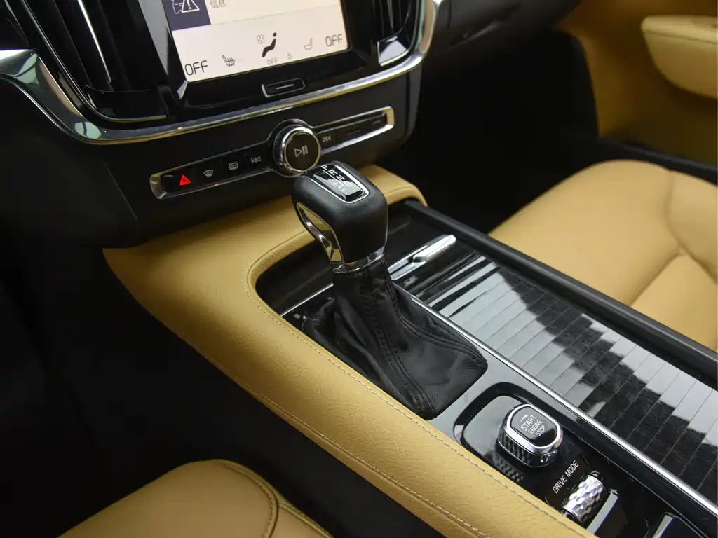 Volvo Volvo S90 2018 T5 IntelliLink Edition 2017 - thumbnail 14