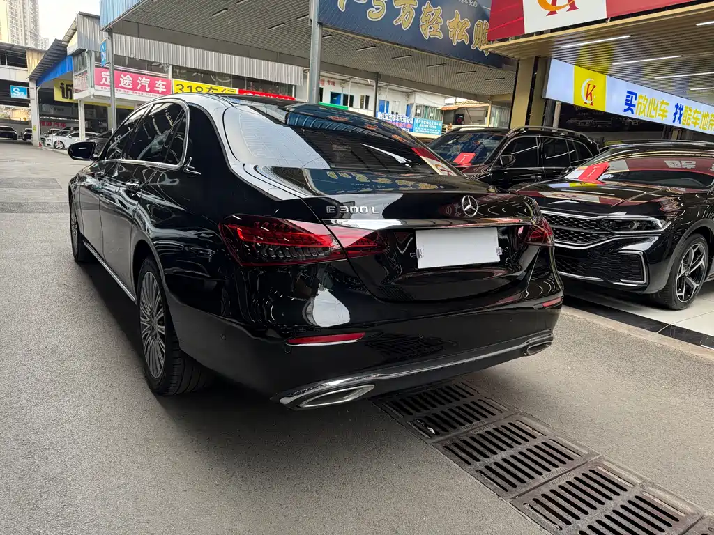 Mercedes-Benz Mercedes-Benz E-Class 2023 Facelift E 300 L Fashion Edition 2023 - thumbnail 5