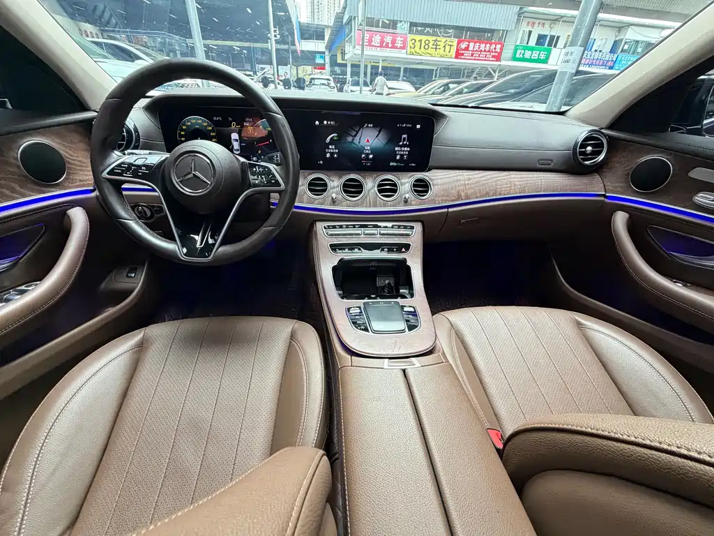 Mercedes-Benz Mercedes-Benz E-Class 2023 Facelift E 300 L Fashion Edition 2023 - thumbnail 28