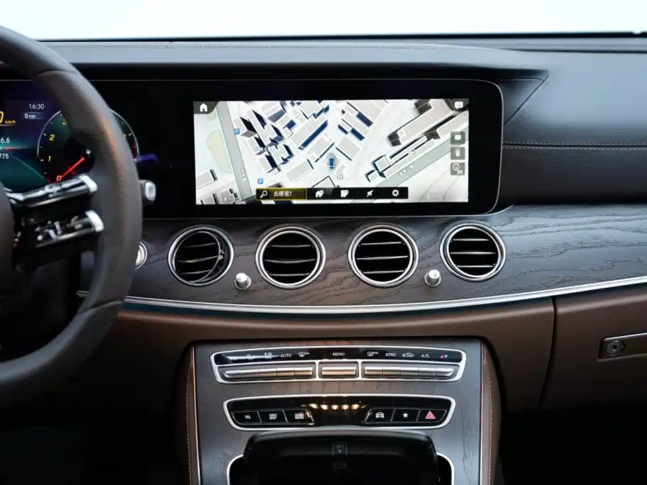 Mercedes-Benz Mercedes-Benz E-Class 2022 E 260 L Sport 2022 - thumbnail 9