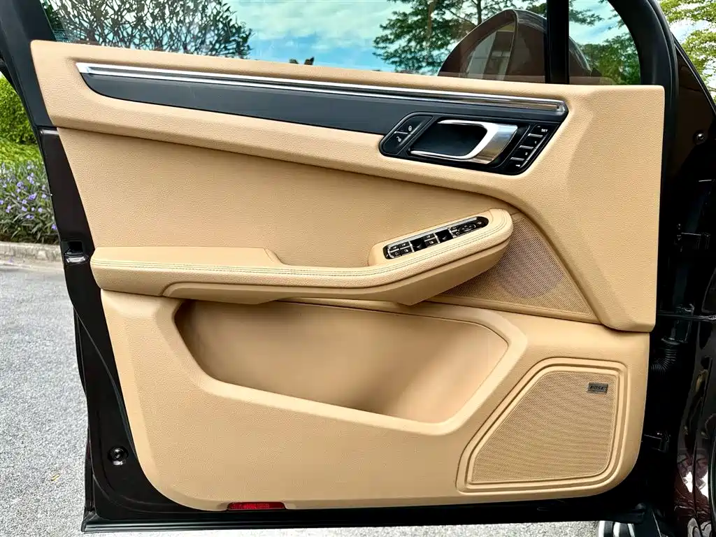 Porsche Porsche Macan 2014 Macan 2.0T 2015 - thumbnail 15