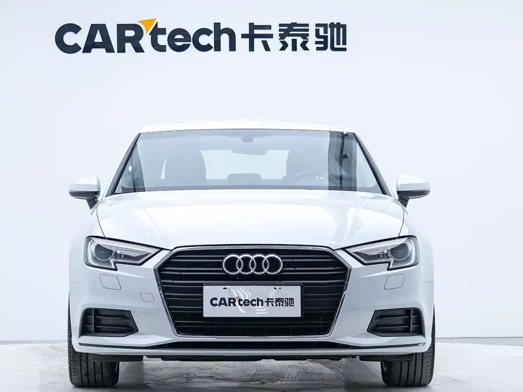 Audi Audi A3 2018 30th Anniversary Edition Limousine 35 TFSI Progressive 2018 - thumbnail 4