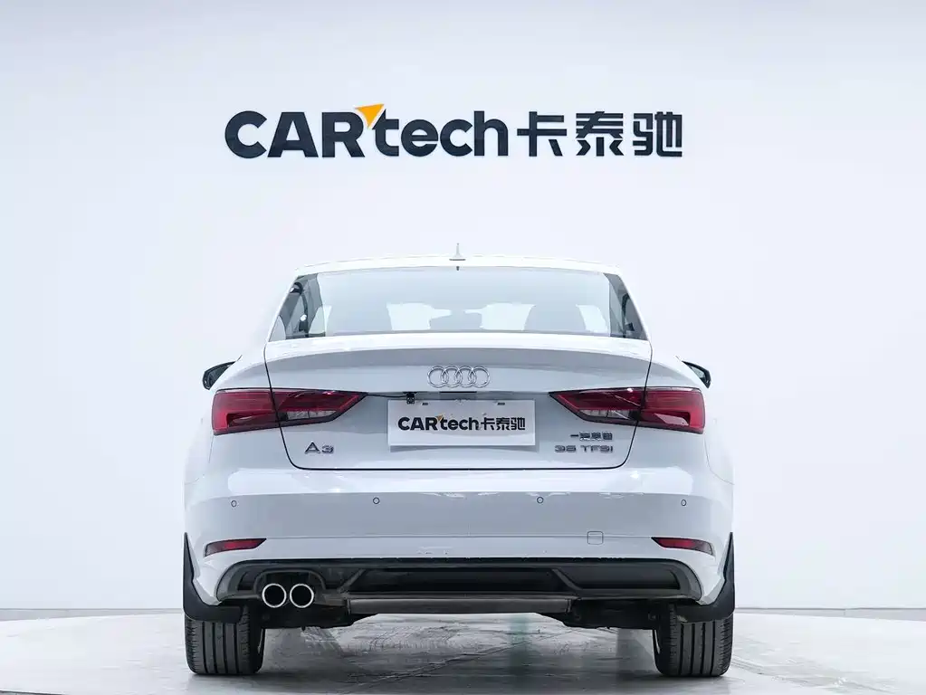 Audi Audi A3 2018 30th Anniversary Edition Limousine 35 TFSI Progressive 2018 - thumbnail 5