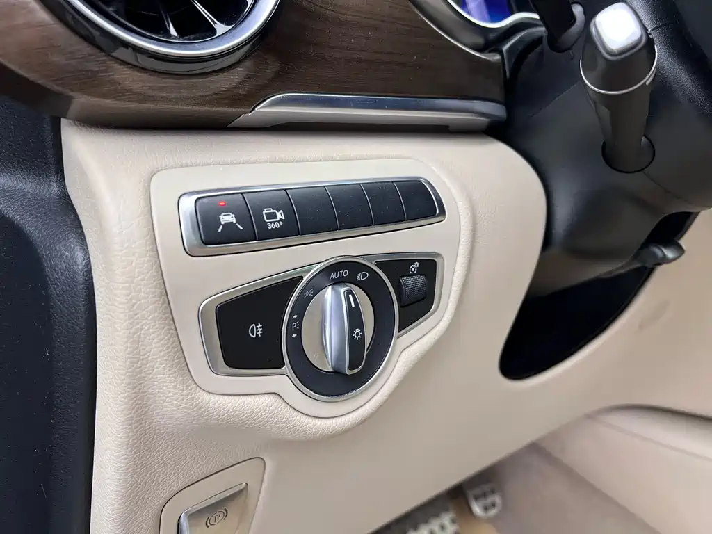 Mercedes-Benz Mercedes-Benz V-Class 2021 V 260 L Long Wheelbase Luxury Edition 2023 - thumbnail 7