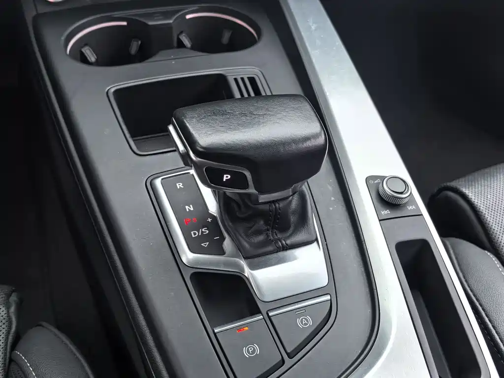 Audi Audi A4L 2020 40 TFSI quattro Luxury Dynamic Edition 2020 - thumbnail 11