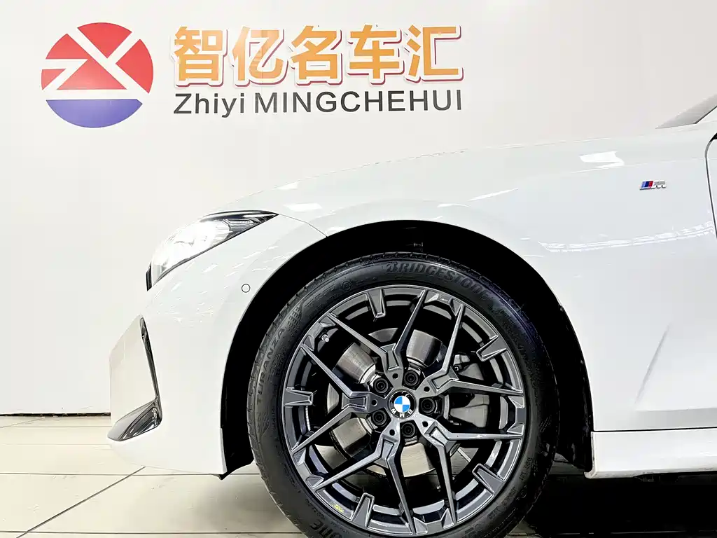 BMW BMW 3 Series 2025 330Li M Sport Shadow Night Package 2025 - thumbnail 12