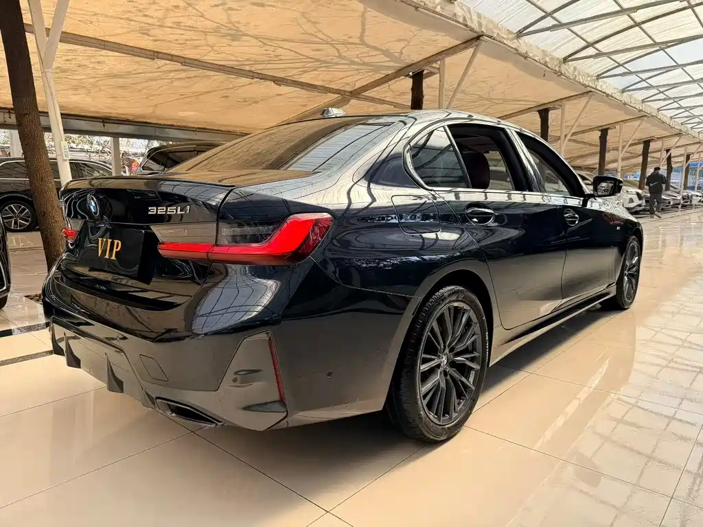 BMW BMW 3 Series 2024 325Li M Sport Night Package 2024 - thumbnail 4