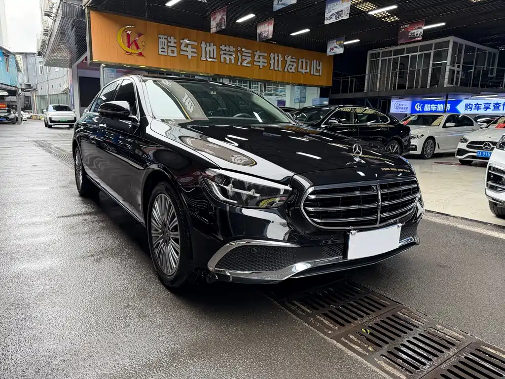 Mercedes-Benz Mercedes-Benz E-Class 2023 Facelift E 300 L Fashion Edition 2023 - thumbnail 2