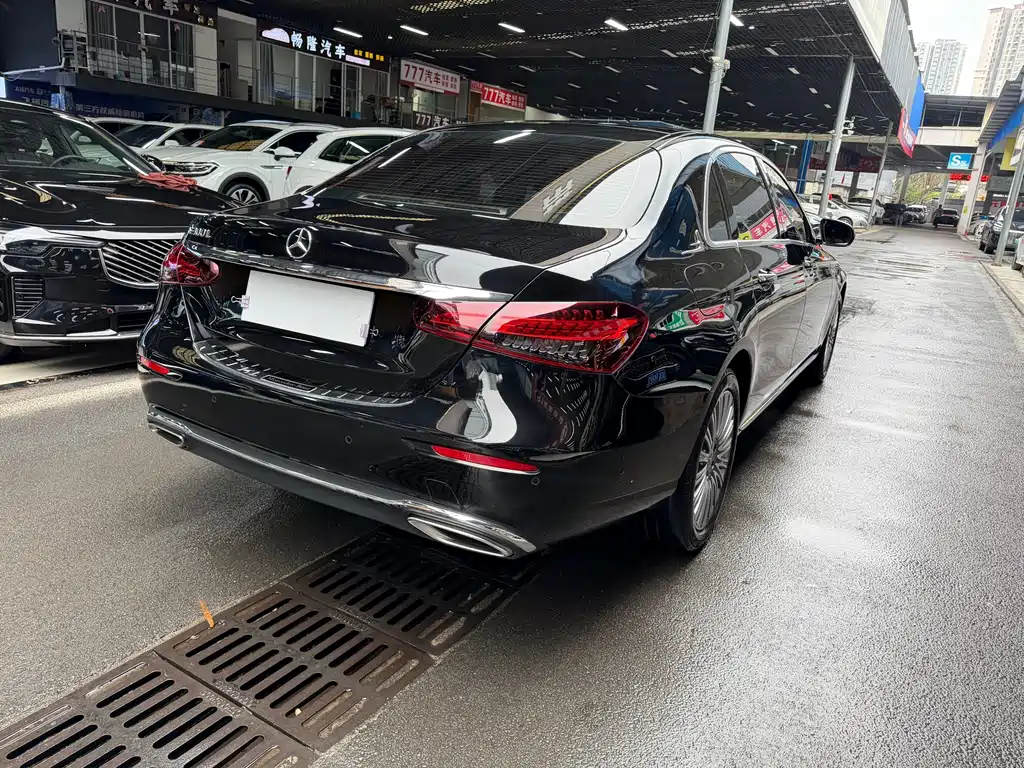 Mercedes-Benz Mercedes-Benz E-Class 2023 Facelift E 300 L Fashion Edition 2023 - thumbnail 4