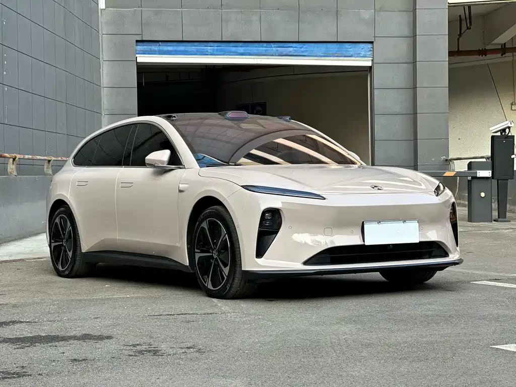 NIO NIO ET5T 2023 75kWh Touring 2023 - thumbnail 2