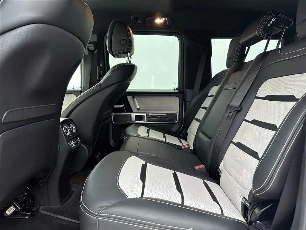 Mercedes-Benz Mercedes-Benz G-Class AMG 2019 Facelift AMG G 63 Pioneer Special Edition 2019 - thumbnail 20