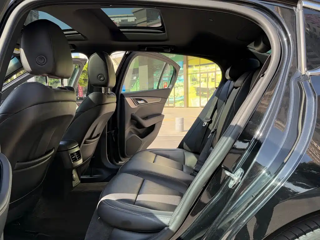 Cadillac Cadillac CT5 2022 28T Luxury 2022 - thumbnail 24