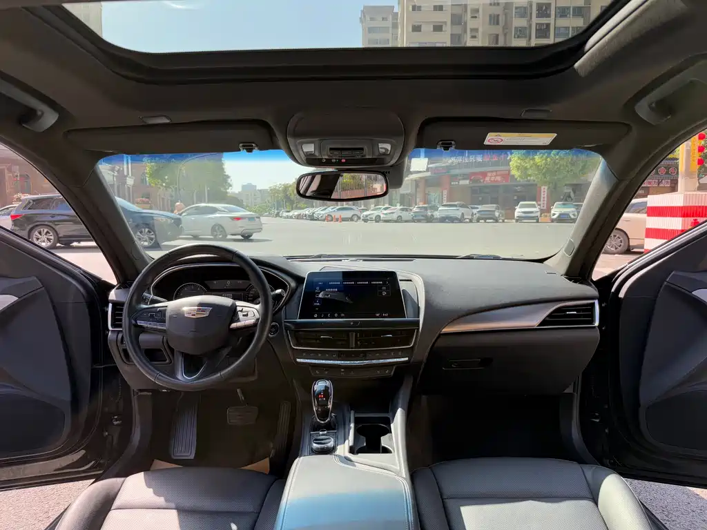 Cadillac Cadillac CT5 2022 28T Luxury 2022 - thumbnail 27