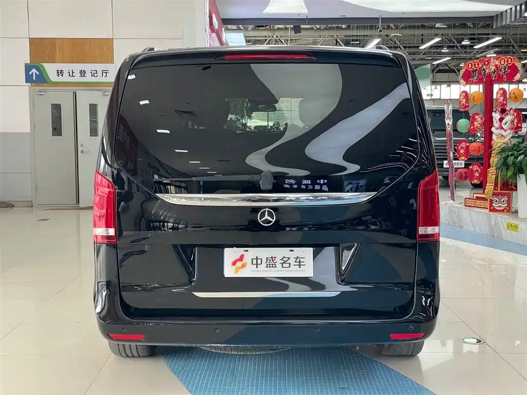 Mercedes-Benz Mercedes-Benz V-Class 2018 V 260 L Exclusive Long Wheelbase Edition Euro VI 2019 - thumbnail 6