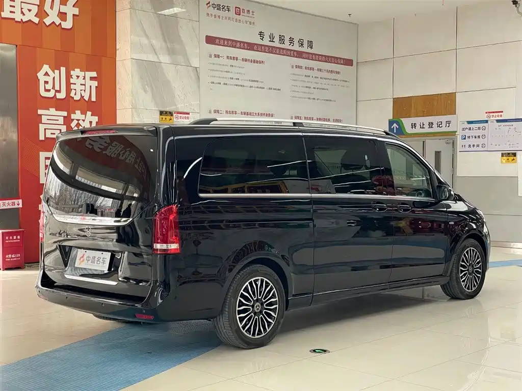 Mercedes-Benz Mercedes-Benz V-Class 2018 V 260 L Exclusive Long Wheelbase Edition Euro VI 2019 - thumbnail 7