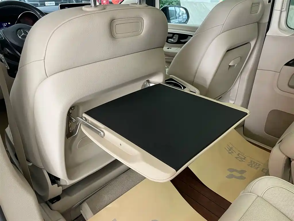 Mercedes-Benz Mercedes-Benz V-Class 2018 V 260 L Exclusive Long Wheelbase Edition Euro VI 2019 - thumbnail 16