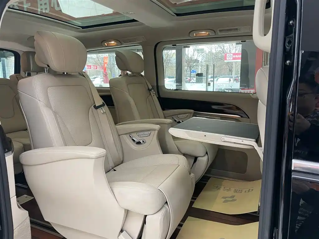 Mercedes-Benz Mercedes-Benz V-Class 2018 V 260 L Exclusive Long Wheelbase Edition Euro VI 2019 - thumbnail 21