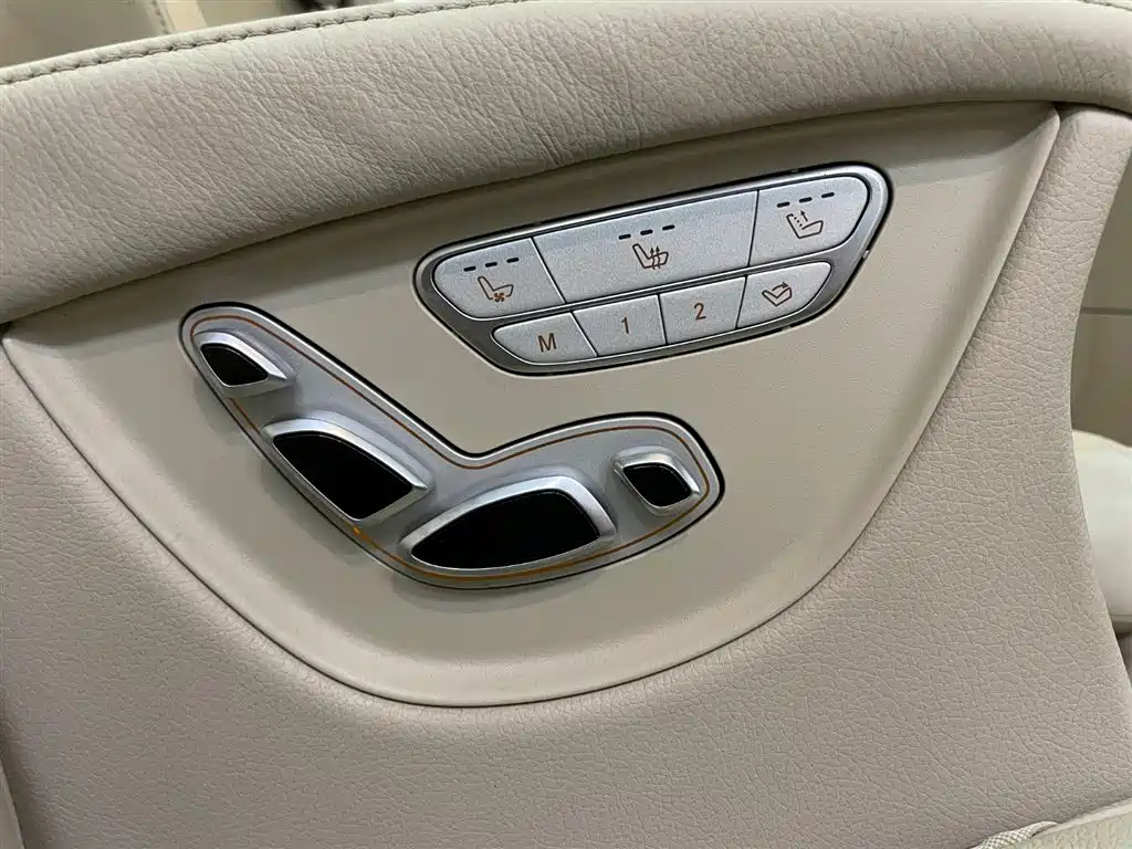 Mercedes-Benz Mercedes-Benz V-Class 2018 V 260 L Exclusive Long Wheelbase Edition Euro VI 2019 - thumbnail 22