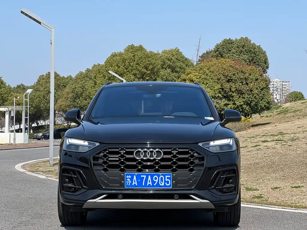 Audi Audi Q5L 2024 40 TFSI Luxury Dynamic Edition 2024 - thumbnail 2