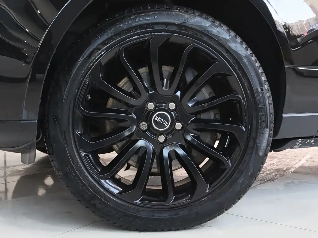 Land Rover Range Rover 2017 3.0 SC V6 Vogue 2018 - thumbnail 4