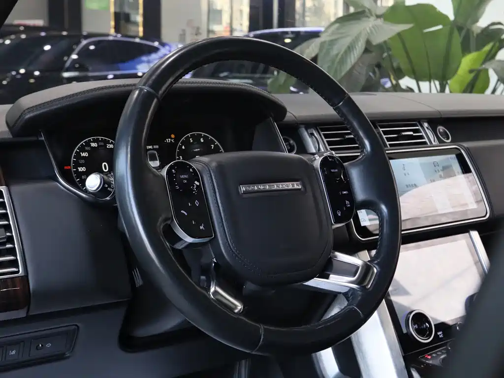 Land Rover Range Rover 2017 3.0 SC V6 Vogue 2018 - thumbnail 7