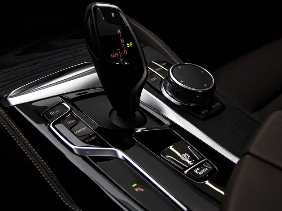 BMW BMW 5 Series 2023 530Li Leading Model M Sport Package 2023 - thumbnail 21
