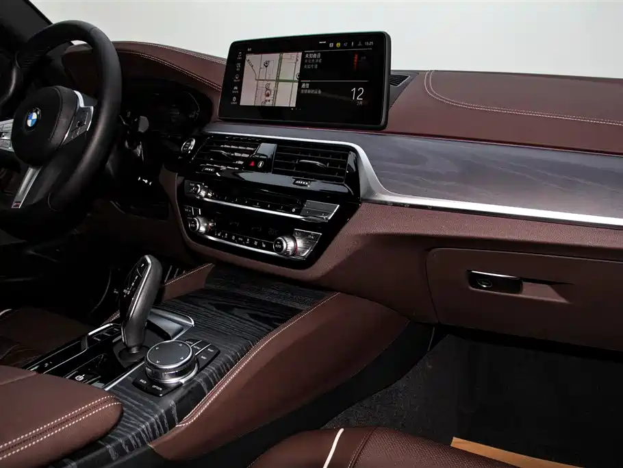 BMW BMW 5 Series 2023 530Li Leading Model M Sport Package 2023 - thumbnail 22