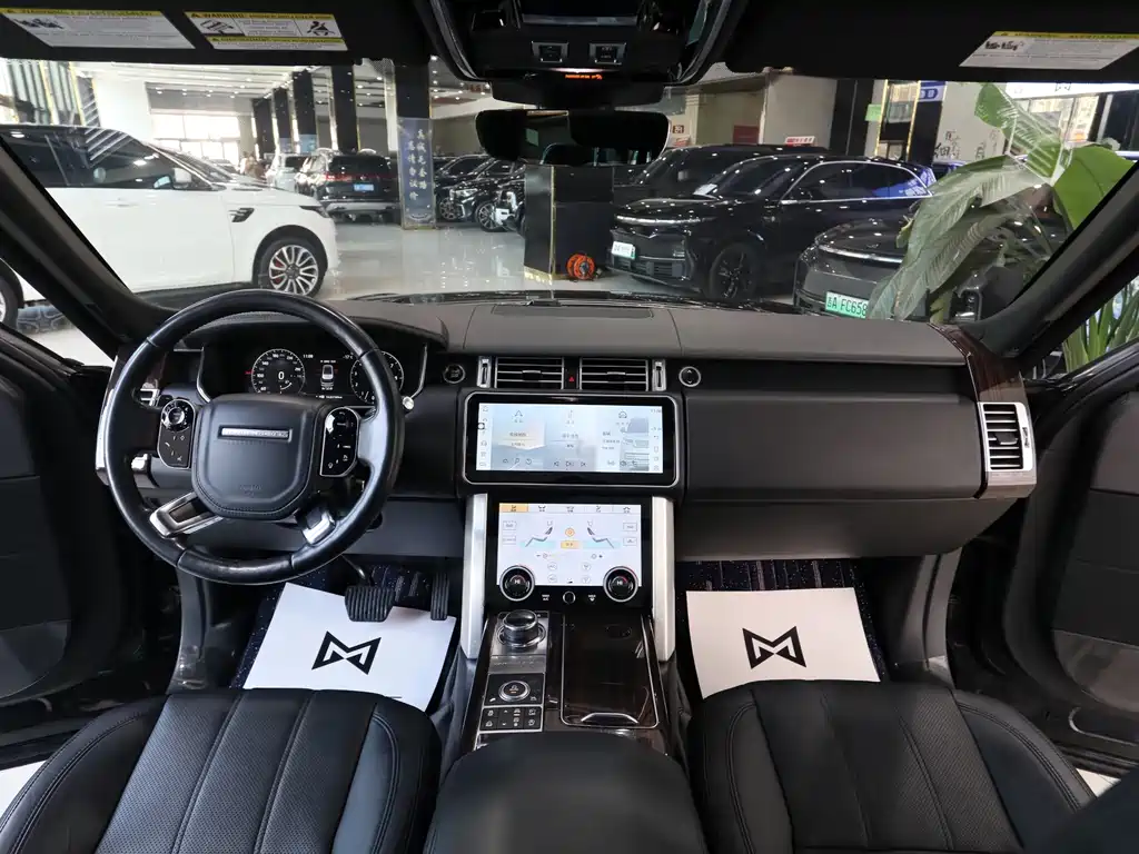 Land Rover Range Rover 2017 3.0 SC V6 Vogue 2018 - thumbnail 11