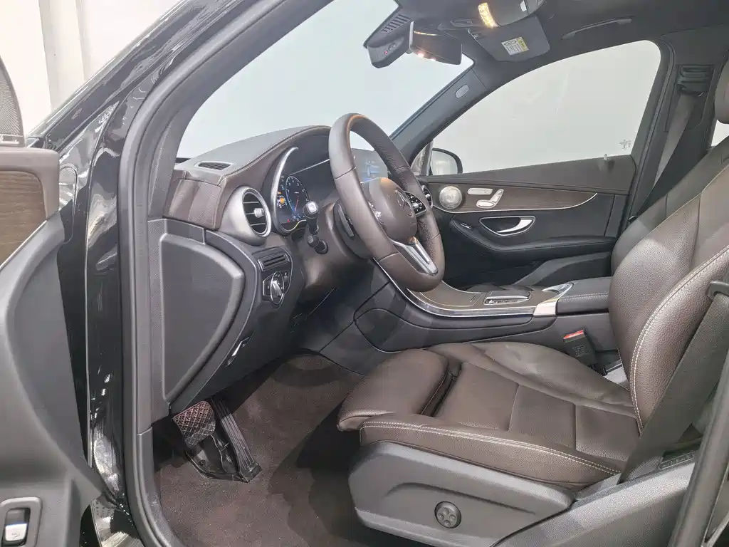 Mercedes-Benz Mercedes-Benz GLC 2022 GLC 300 L 4MATIC Sport Edition 2022 - thumbnail 6
