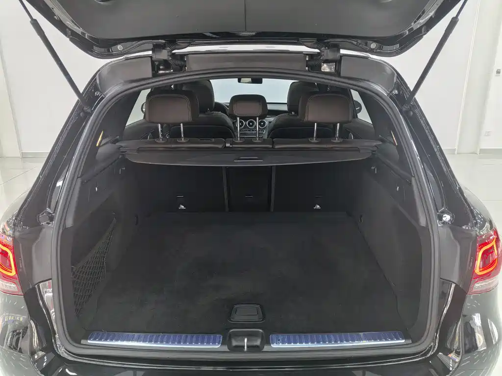 Mercedes-Benz Mercedes-Benz GLC 2022 GLC 300 L 4MATIC Sport Edition 2022 - thumbnail 18