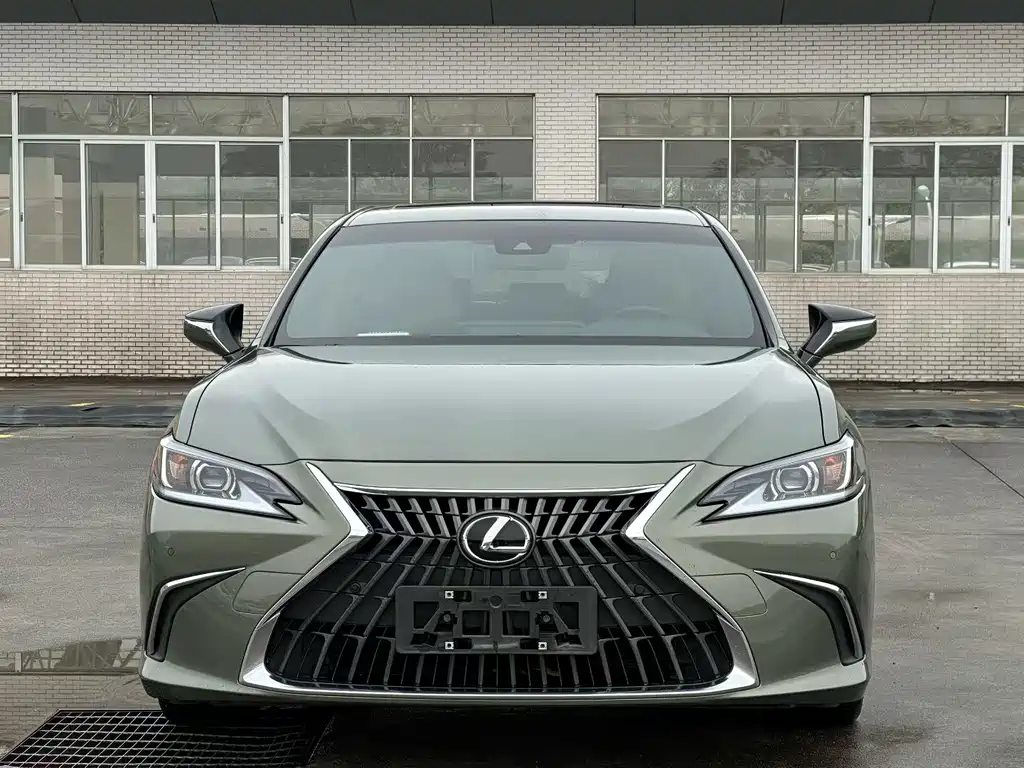 Lexus Lexus ES 2023 200 Excellence Edition 2024 - thumbnail 2