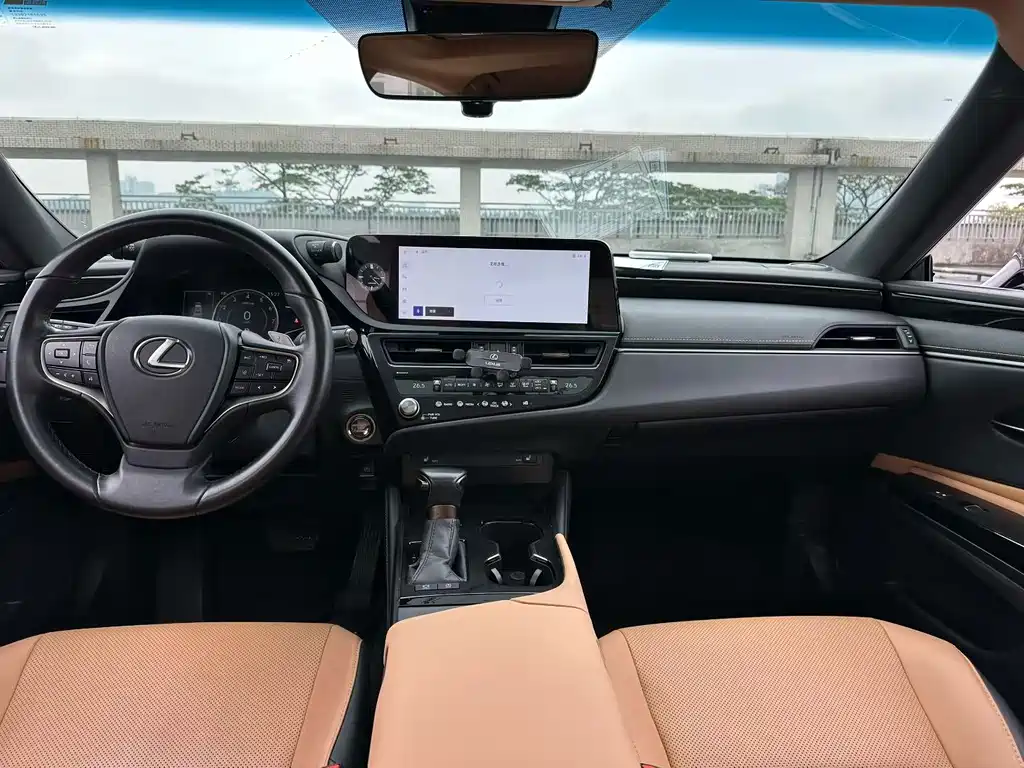 Lexus Lexus ES 2023 200 Excellence Edition 2024 - thumbnail 4
